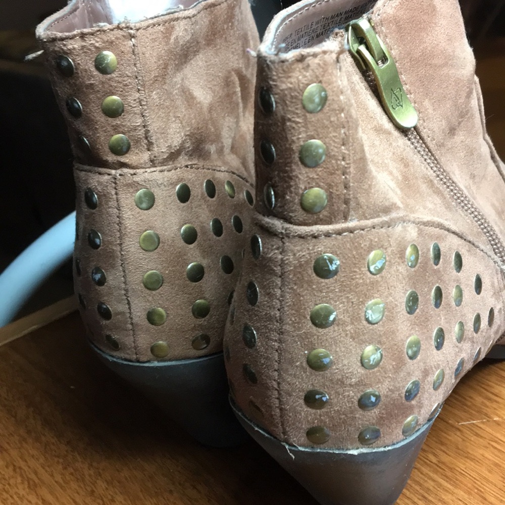 Booties - Picture 5 of 7